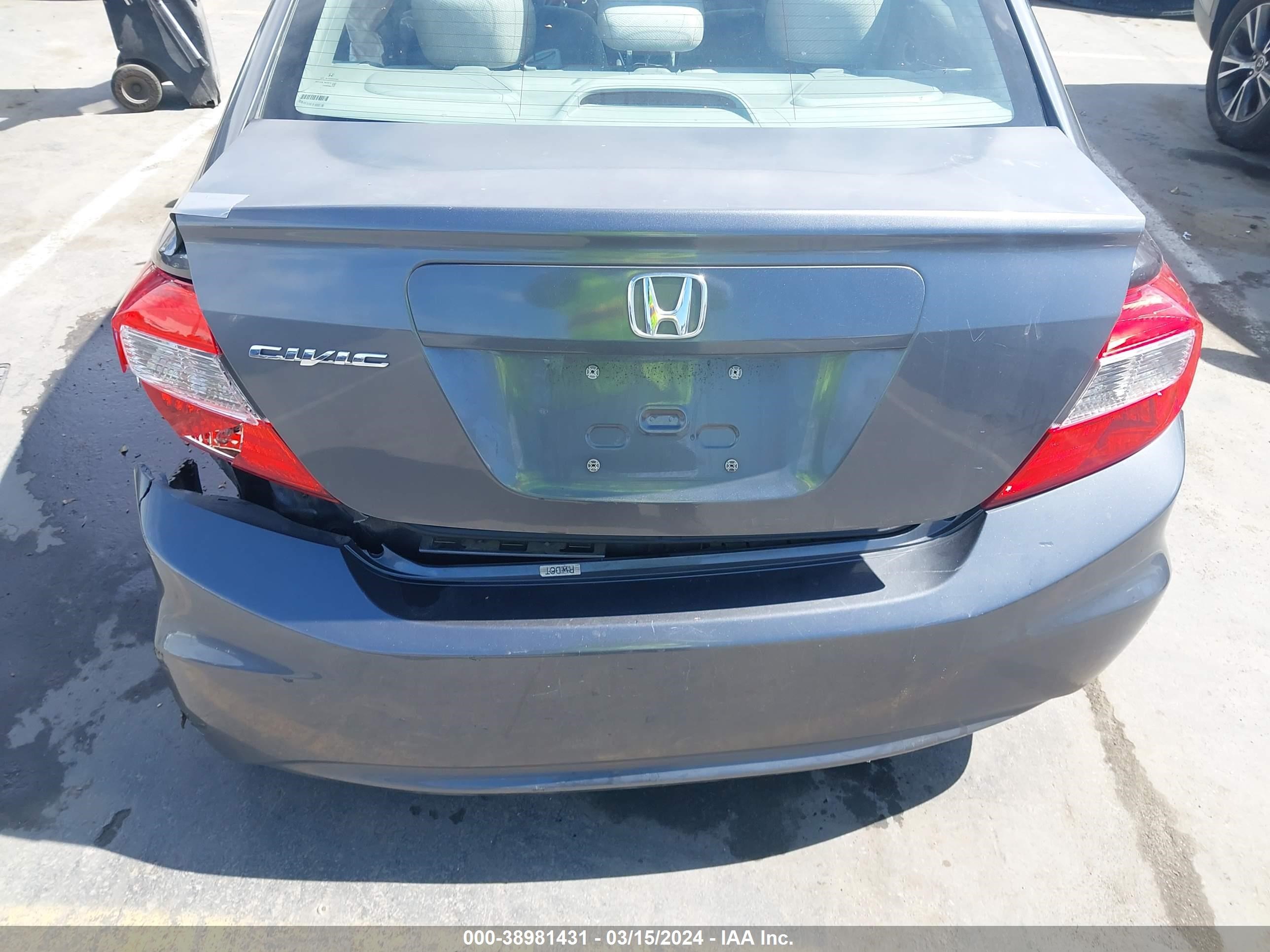 Photo 15 VIN: 2HGFB2F54CH332608 - HONDA CIVIC 