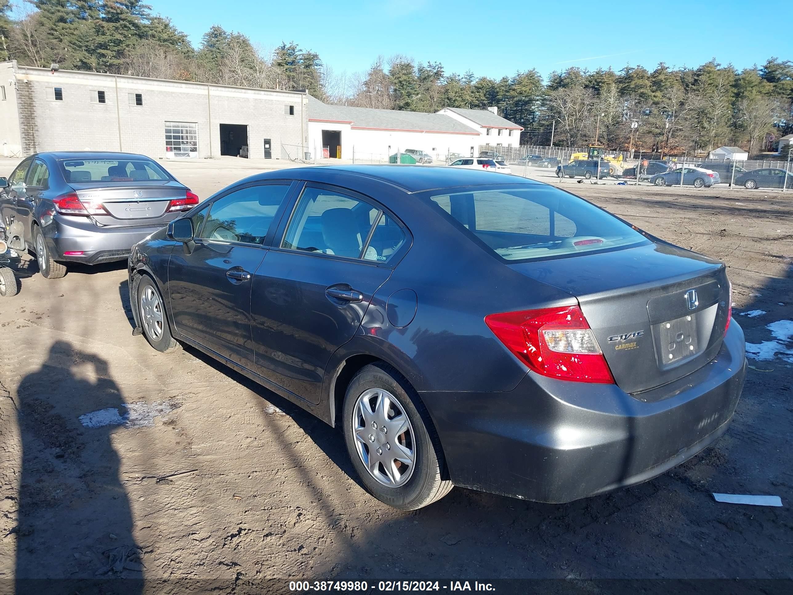 Photo 2 VIN: 2HGFB2F54CH333905 - HONDA CIVIC 