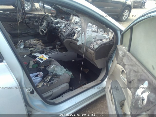 Photo 4 VIN: 2HGFB2F54CH513515 - HONDA CIVIC SDN 