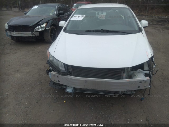 Photo 5 VIN: 2HGFB2F54CH582642 - HONDA CIVIC SDN 