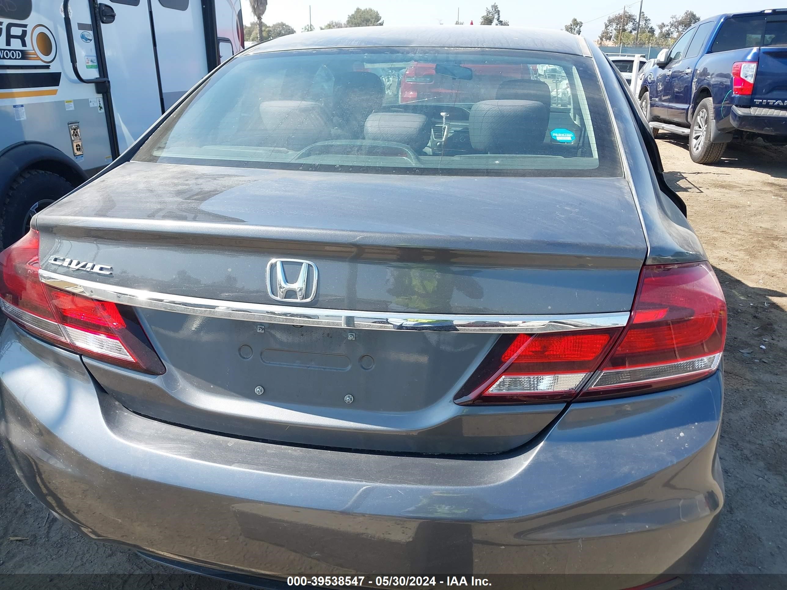 Photo 15 VIN: 2HGFB2F54DH516559 - HONDA CIVIC 