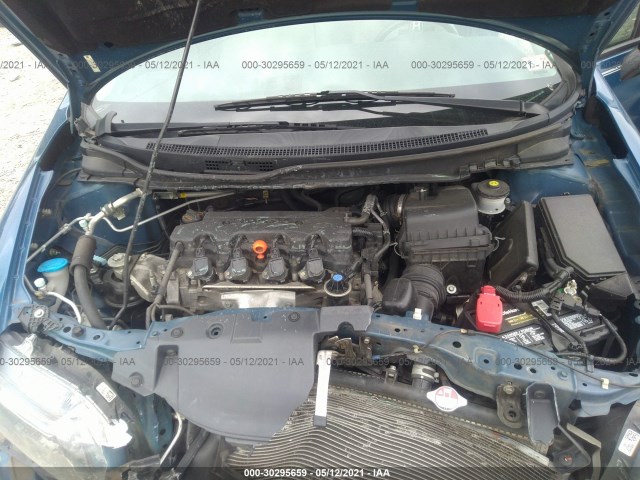 Photo 9 VIN: 2HGFB2F54DH589981 - HONDA CIVIC SDN 