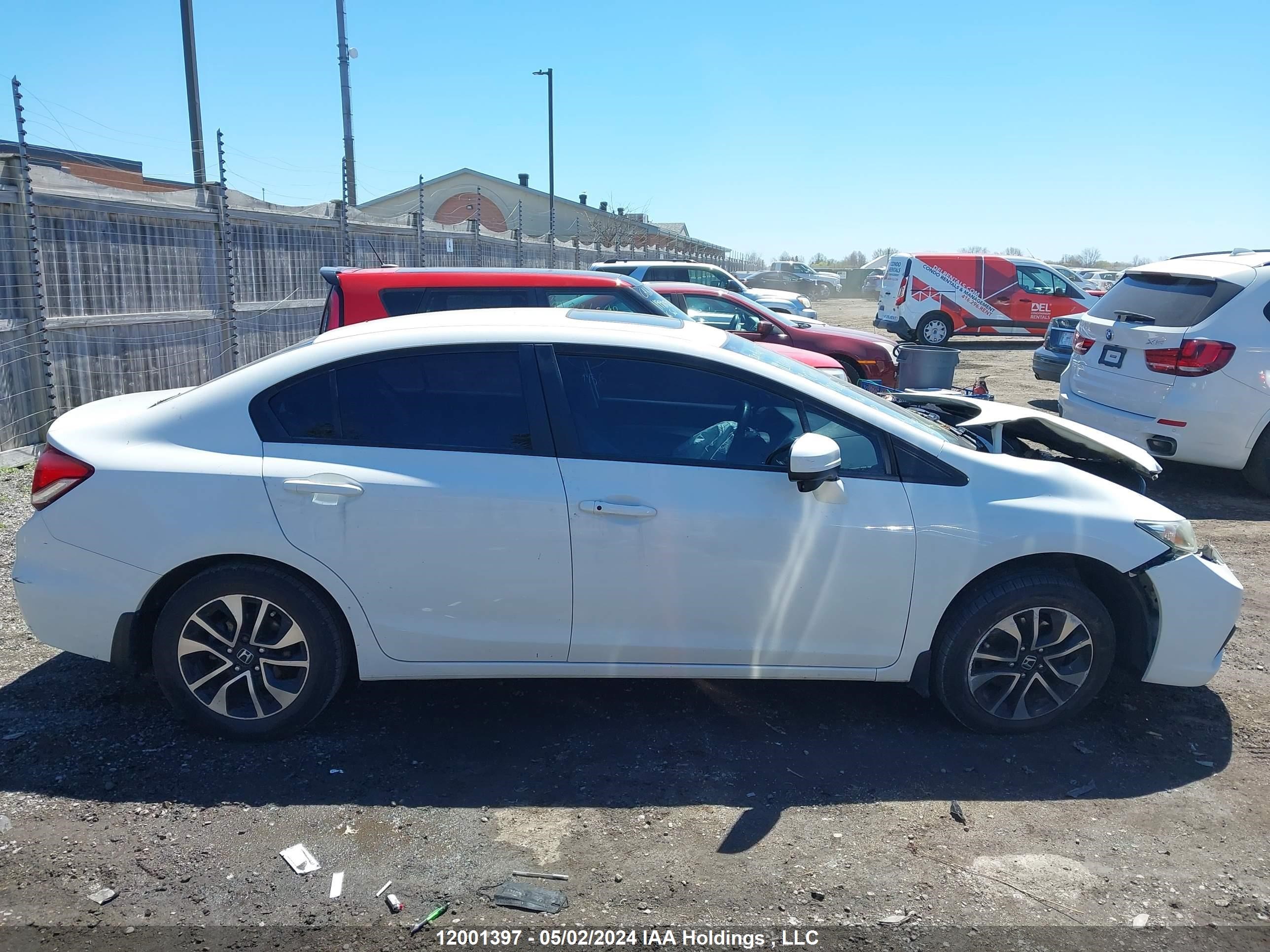 Photo 13 VIN: 2HGFB2F54EH033865 - HONDA CIVIC 