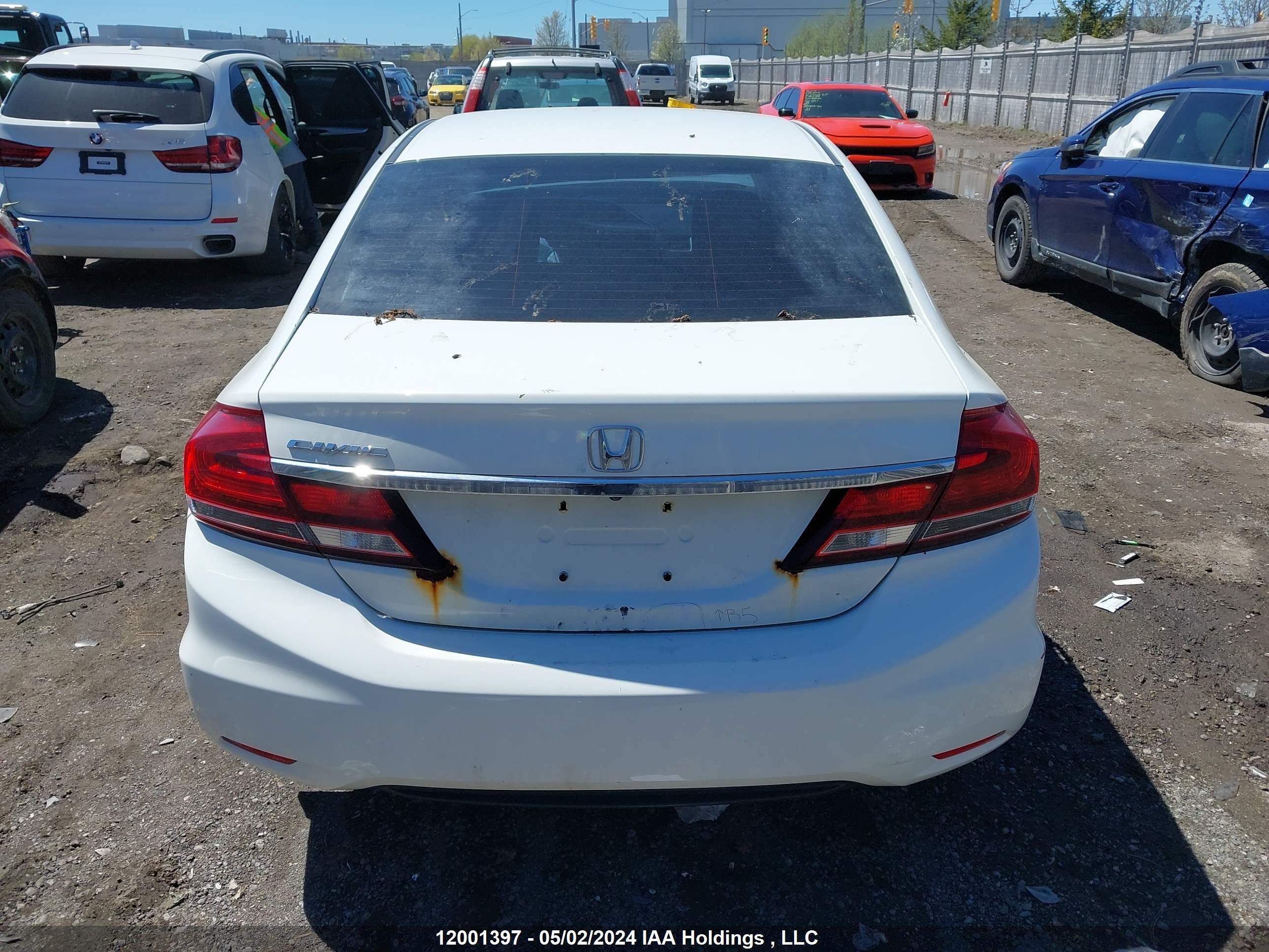 Photo 16 VIN: 2HGFB2F54EH033865 - HONDA CIVIC 