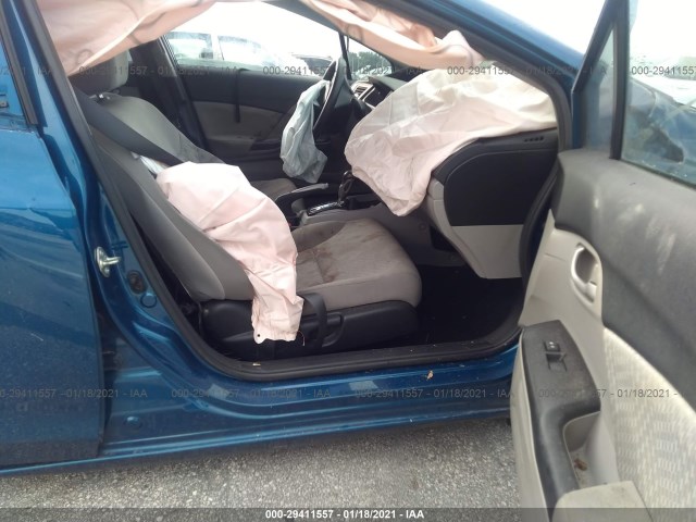 Photo 4 VIN: 2HGFB2F54FH563349 - HONDA CIVIC SEDAN 