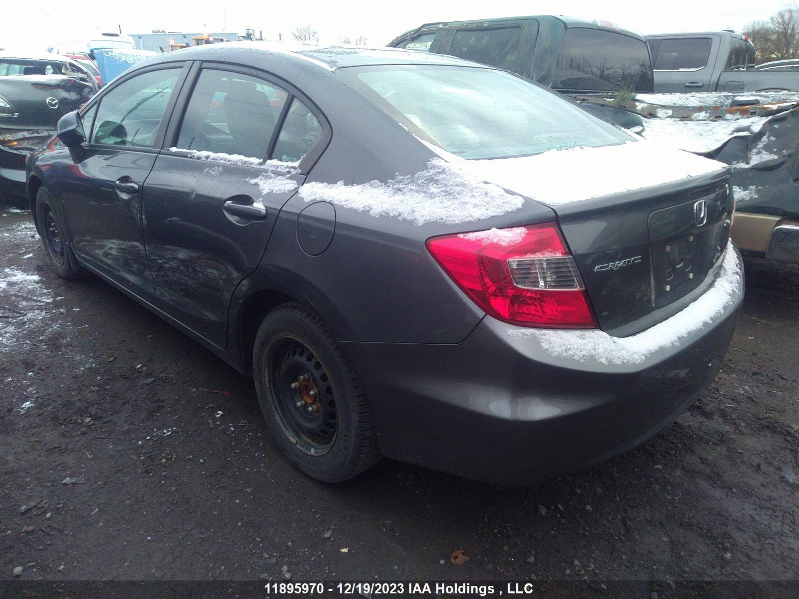 Photo 2 VIN: 2HGFB2F55CH009779 - HONDA CIVIC 