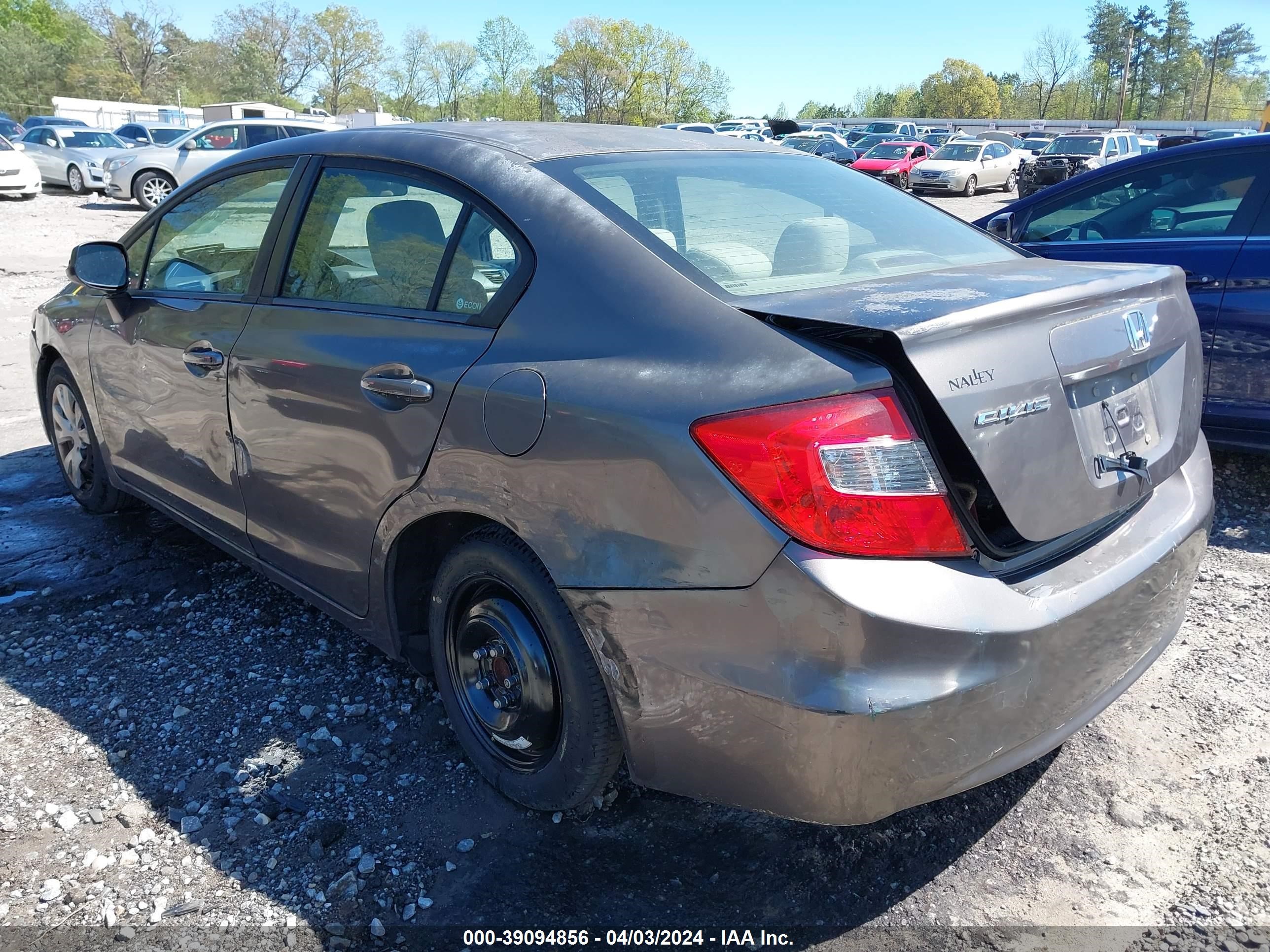 Photo 2 VIN: 2HGFB2F55CH541680 - HONDA CIVIC 