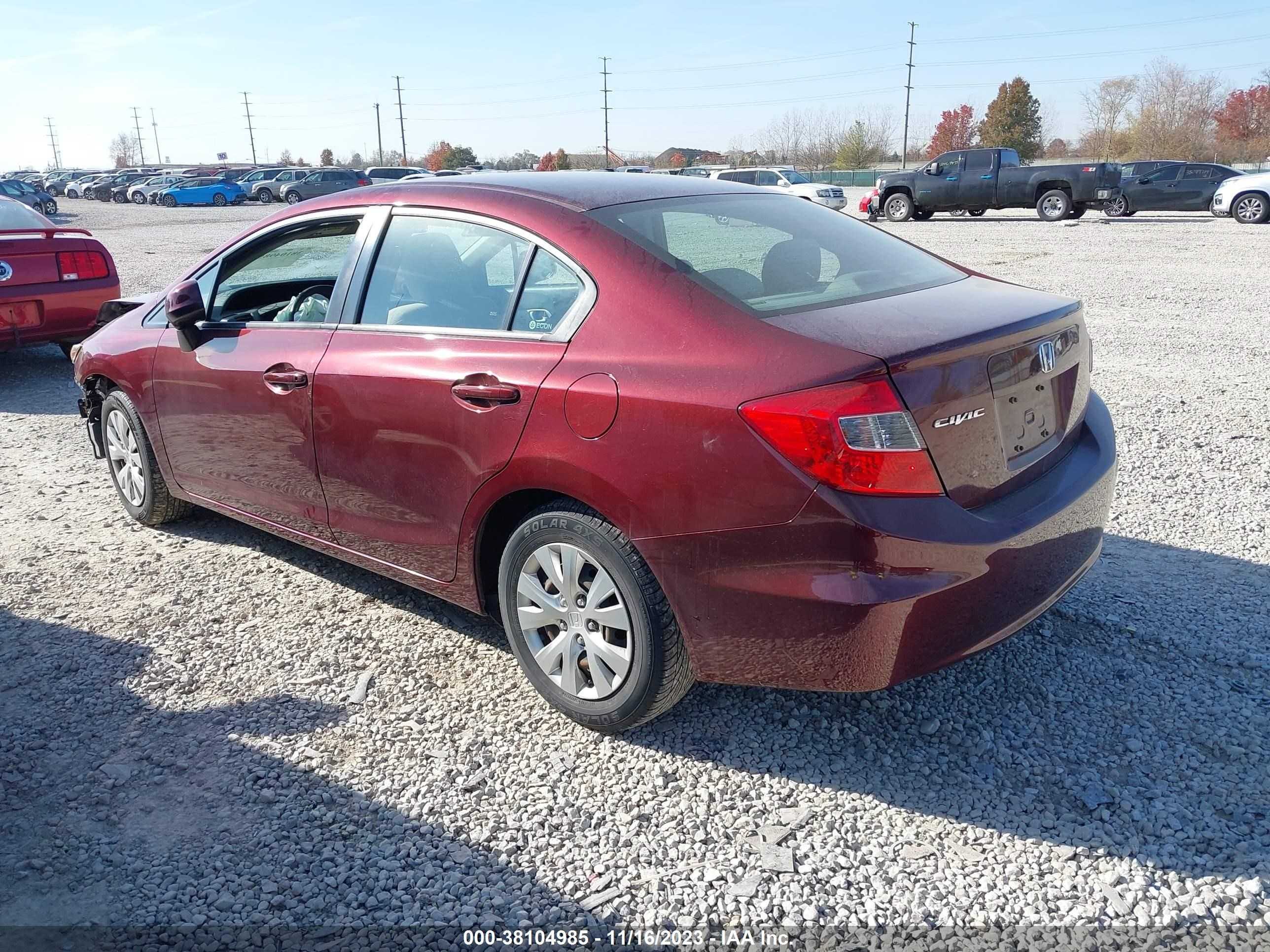 Photo 2 VIN: 2HGFB2F55CH572685 - HONDA CIVIC 