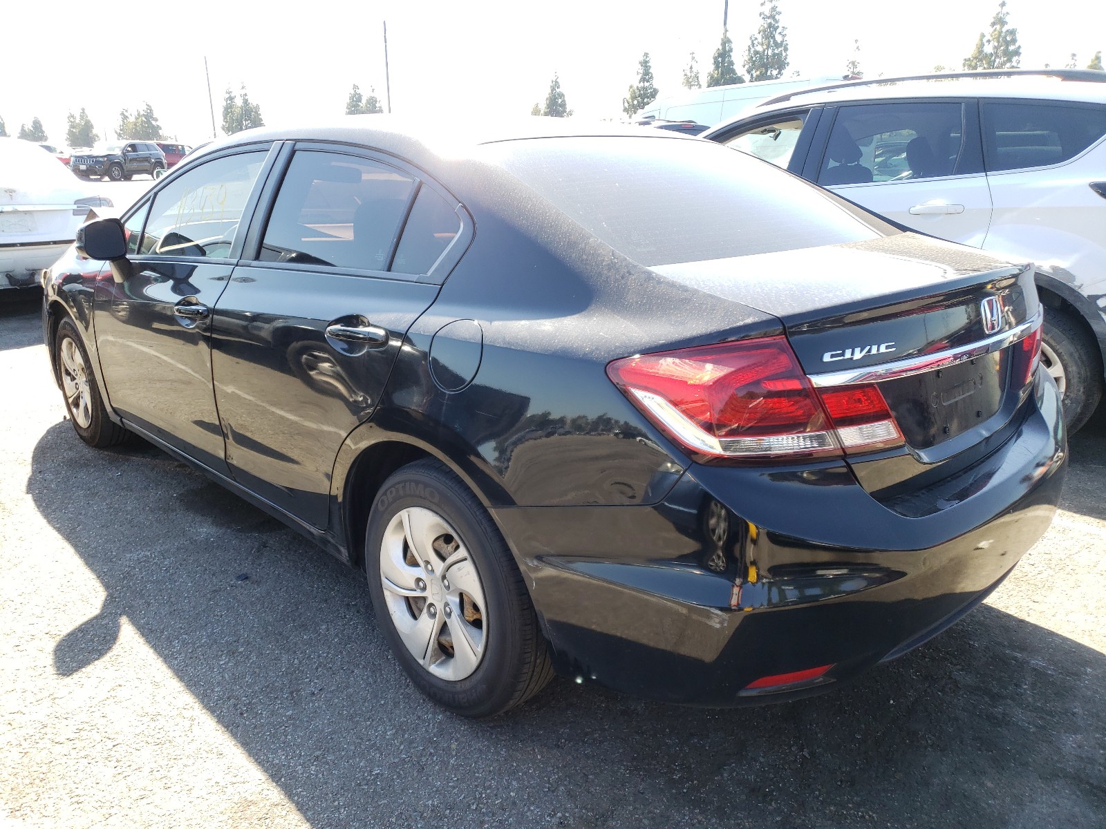 Photo 2 VIN: 2HGFB2F55DH518742 - HONDA CIVIC LX 