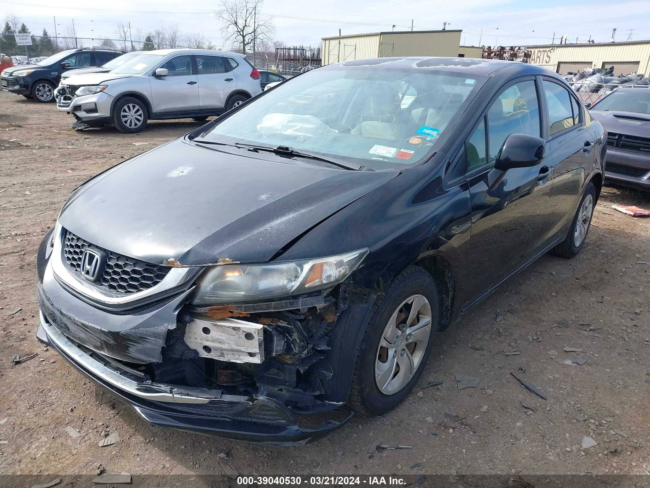 Photo 1 VIN: 2HGFB2F55DH523777 - HONDA CIVIC 