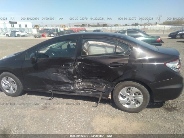 Photo 5 VIN: 2HGFB2F55EH512635 - HONDA CIVIC SEDAN 