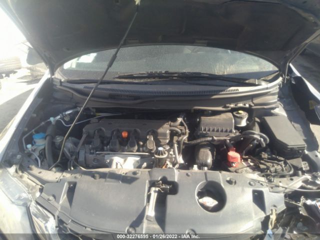 Photo 9 VIN: 2HGFB2F55FH542428 - HONDA CIVIC SEDAN 