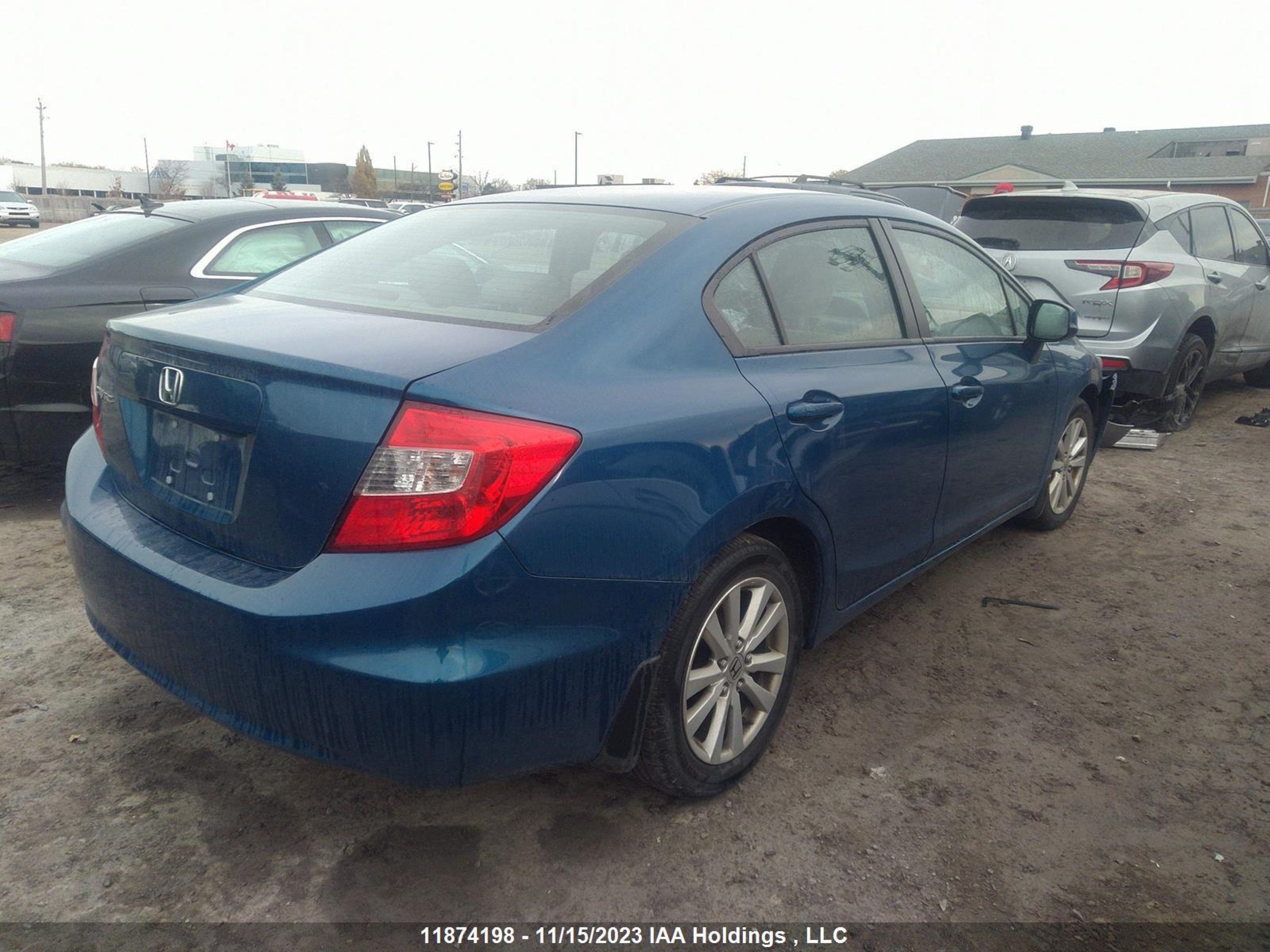 Photo 3 VIN: 2HGFB2F56CH013081 - HONDA CIVIC 