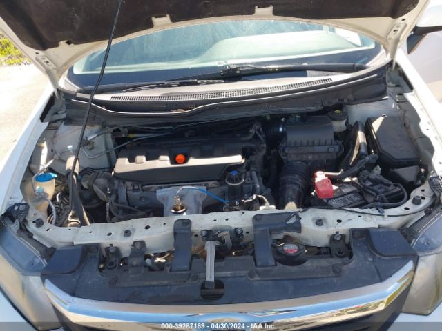 Photo 9 VIN: 2HGFB2F56CH555541 - HONDA CIVIC 