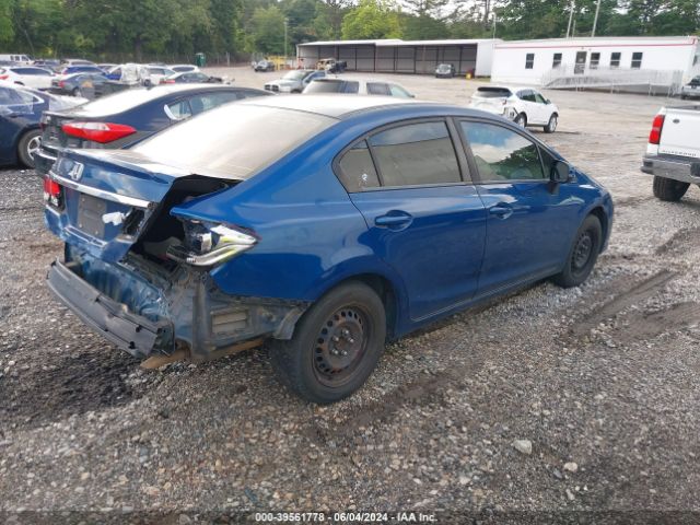 Photo 3 VIN: 2HGFB2F56DH530561 - HONDA CIVIC 