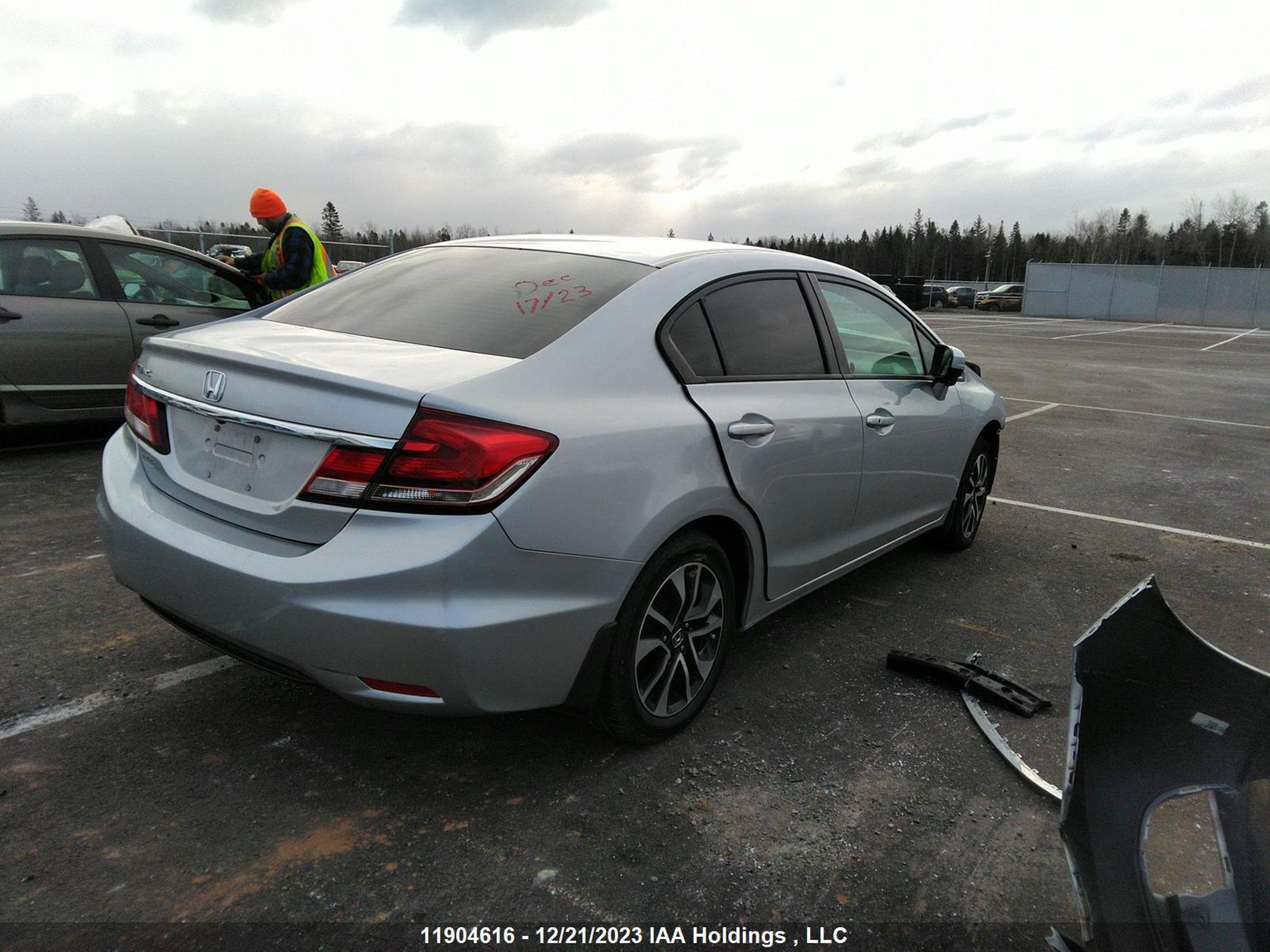 Photo 3 VIN: 2HGFB2F56FH030855 - HONDA CIVIC 