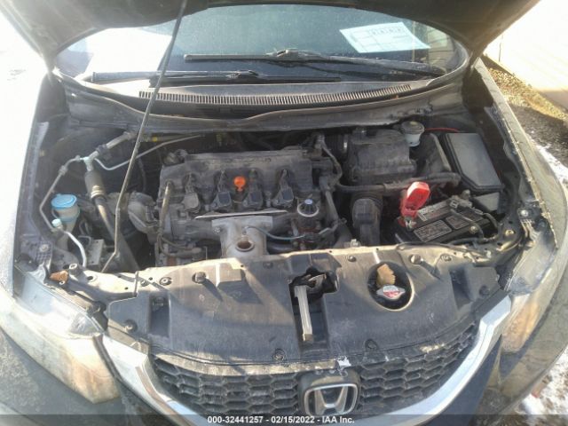 Photo 9 VIN: 2HGFB2F56FH511821 - HONDA CIVIC SEDAN 