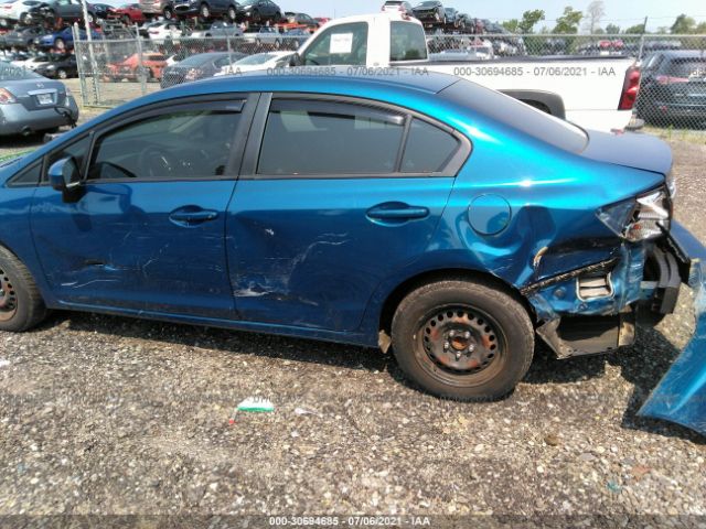 Photo 5 VIN: 2HGFB2F56FH561585 - HONDA CIVIC SEDAN 