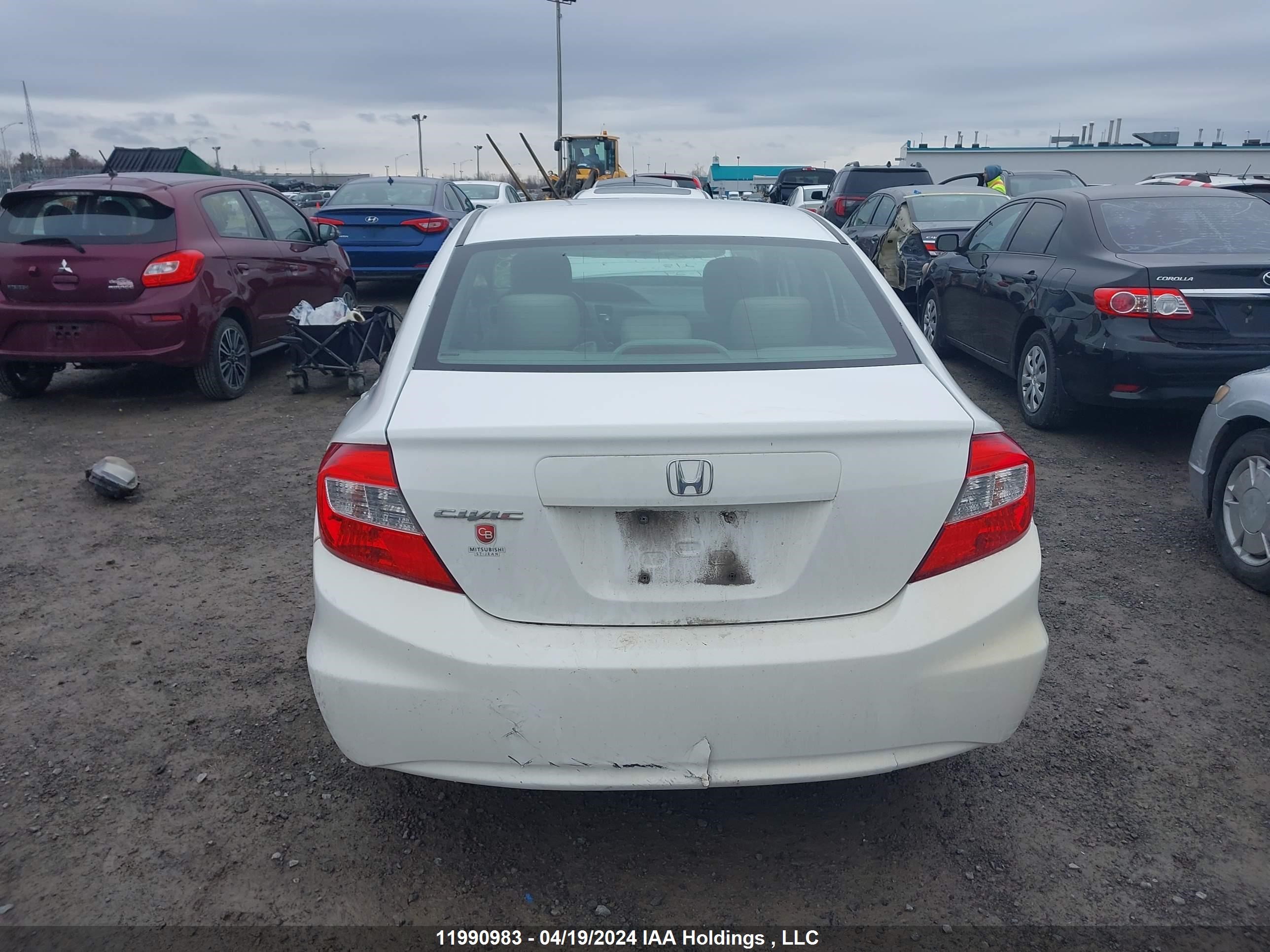 Photo 16 VIN: 2HGFB2F57CH116073 - HONDA CIVIC 