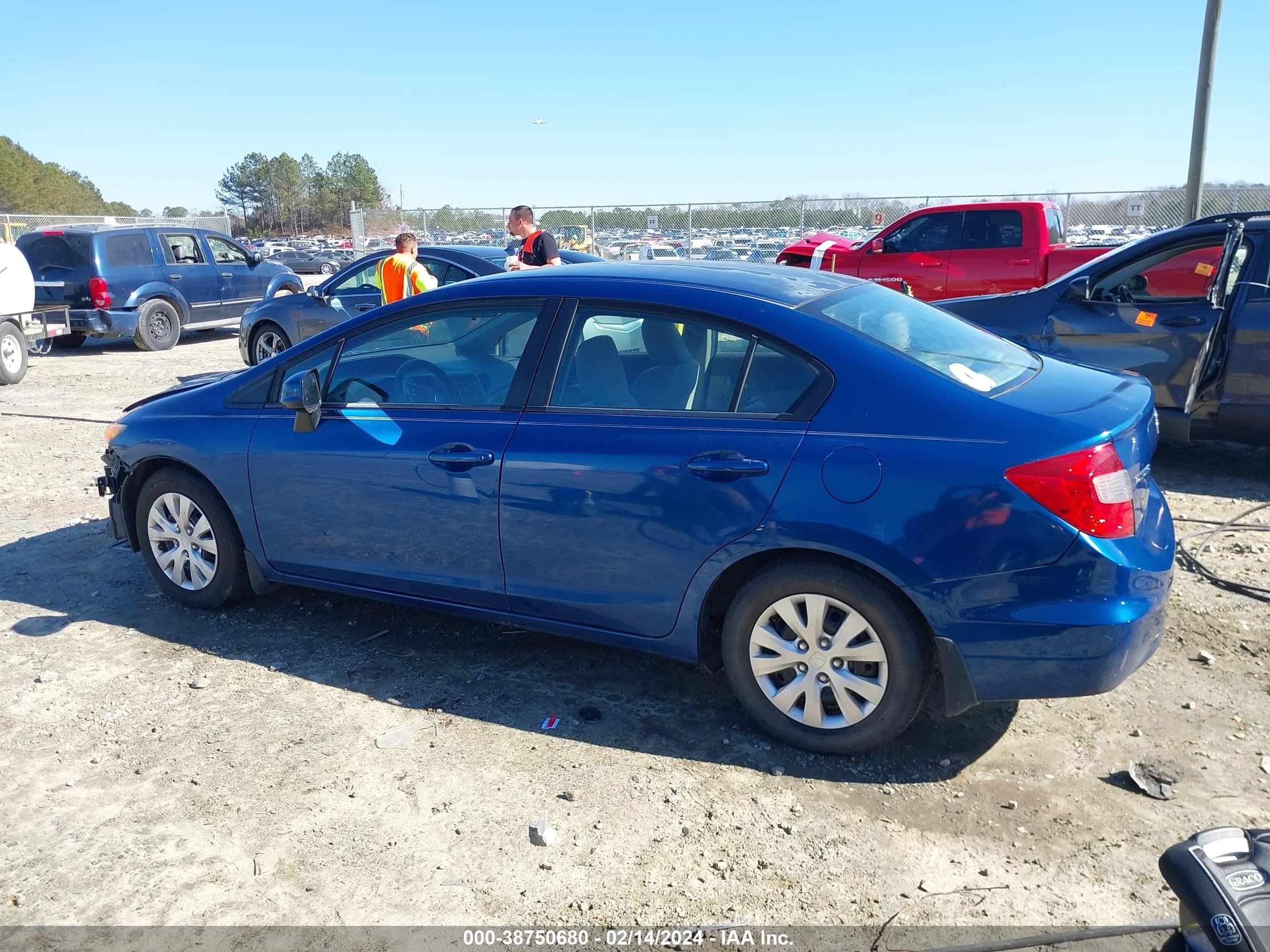 Photo 13 VIN: 2HGFB2F57CH501052 - HONDA CIVIC 