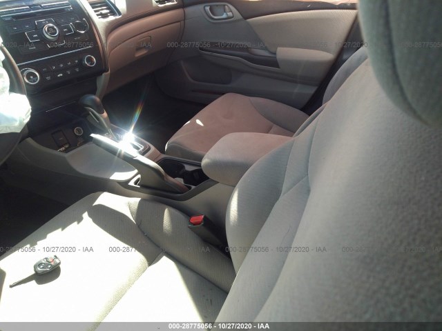 Photo 4 VIN: 2HGFB2F57DH586637 - HONDA CIVIC SDN 