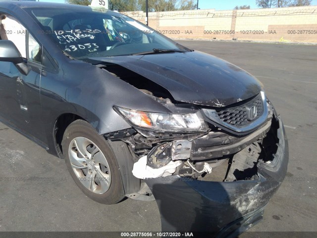 Photo 5 VIN: 2HGFB2F57DH586637 - HONDA CIVIC SDN 