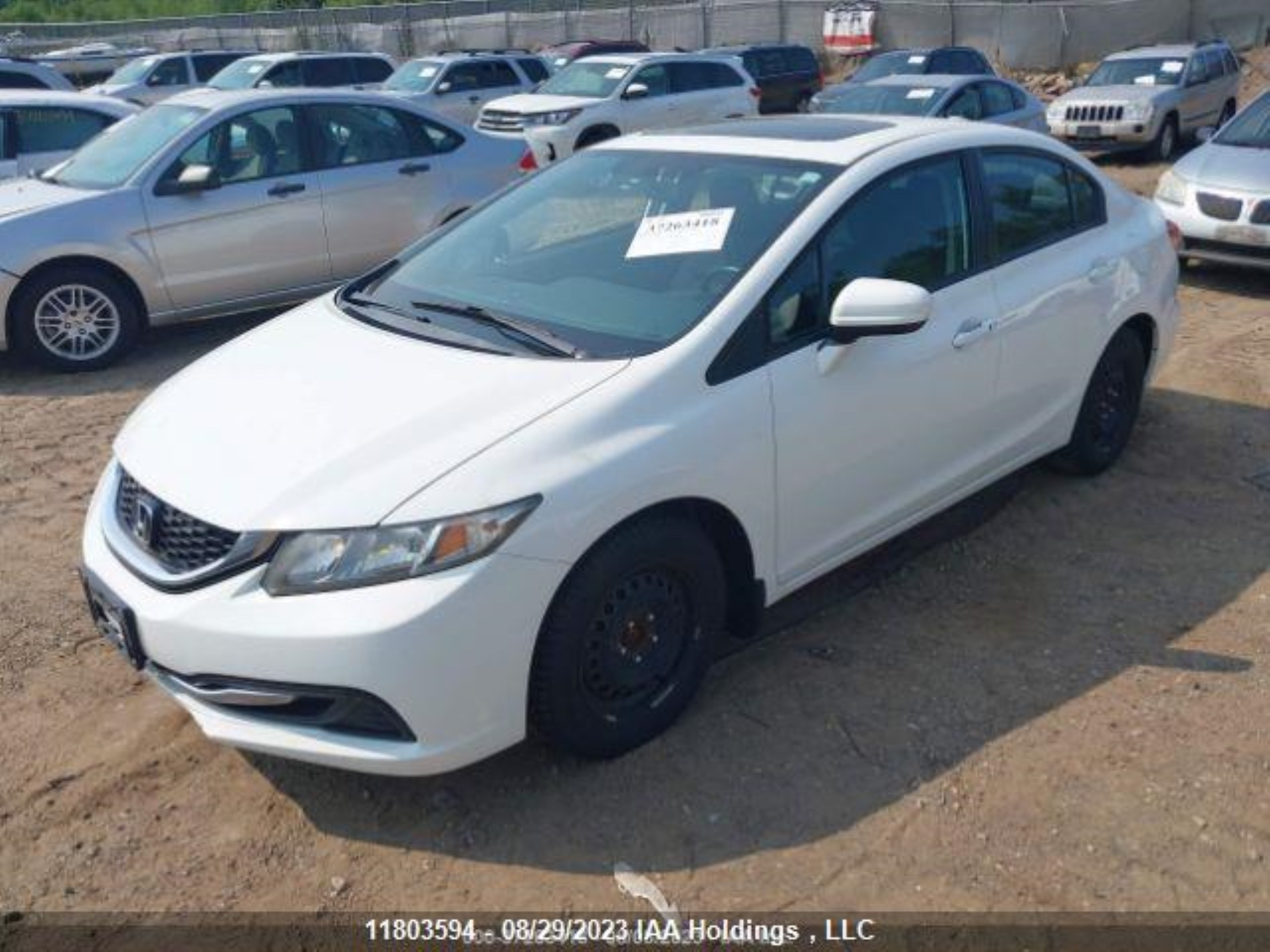 Photo 3 VIN: 2HGFB2F57EH007342 - HONDA CIVIC 