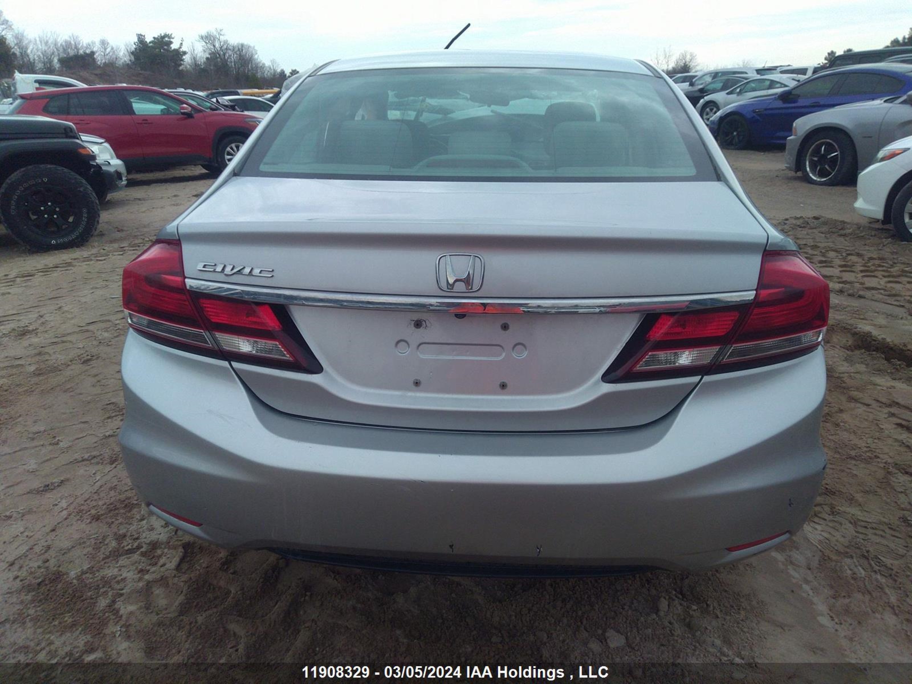 Photo 14 VIN: 2HGFB2F57FH008671 - HONDA CIVIC 