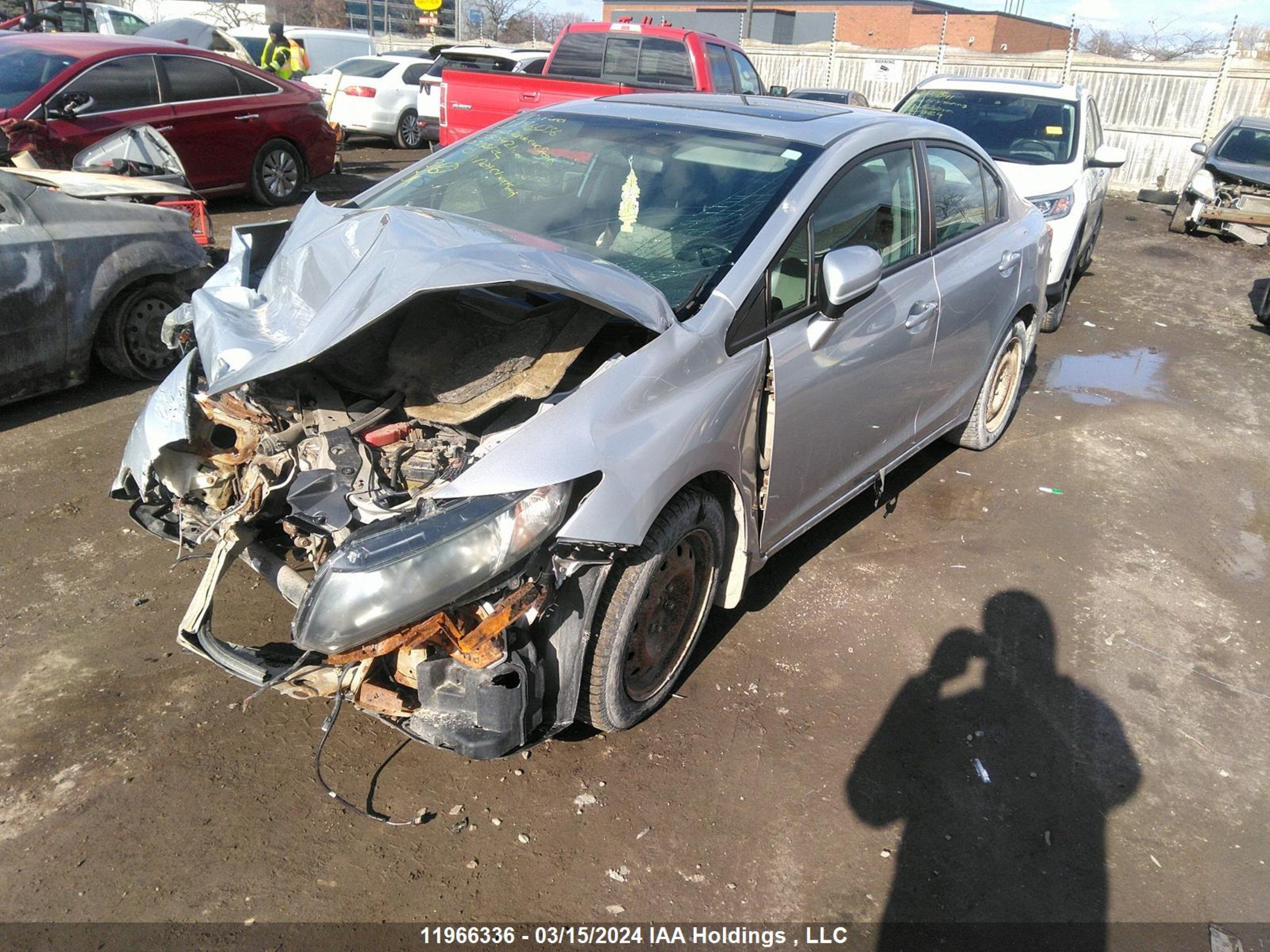 Photo 1 VIN: 2HGFB2F57FH050421 - HONDA CIVIC 