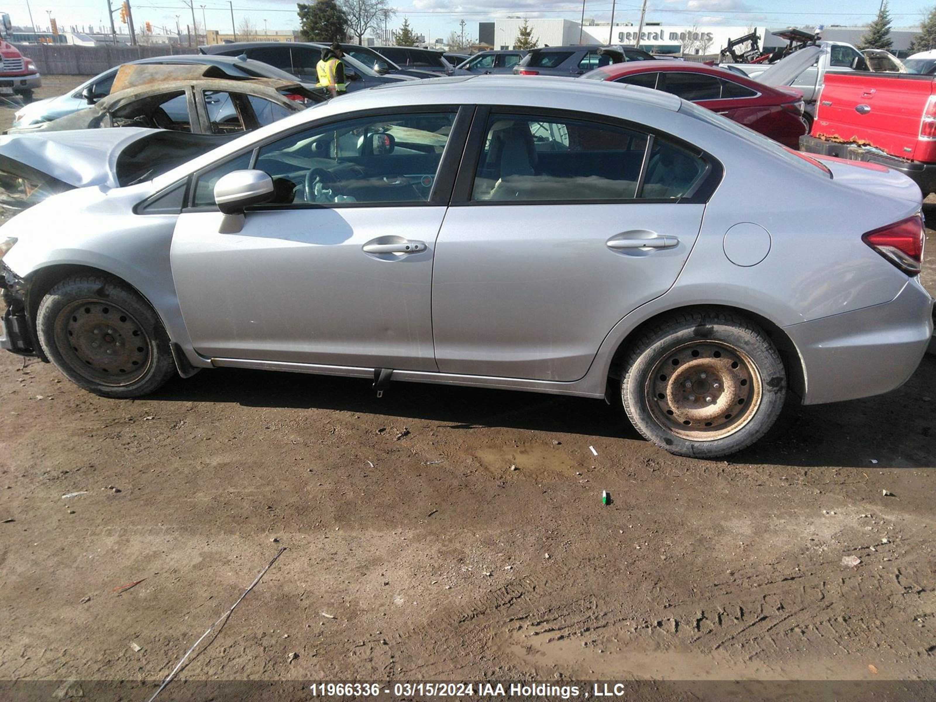 Photo 14 VIN: 2HGFB2F57FH050421 - HONDA CIVIC 