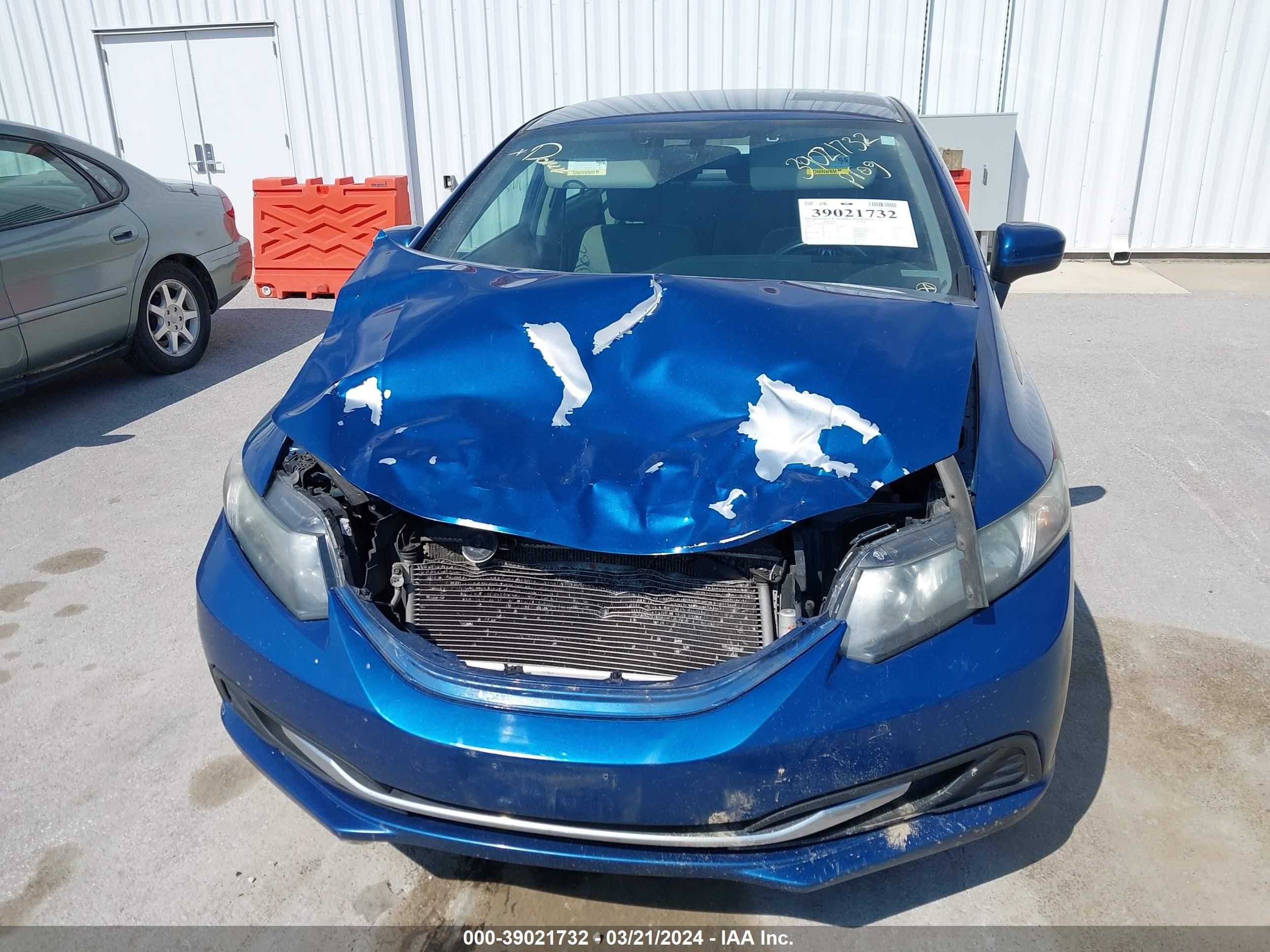 Photo 5 VIN: 2HGFB2F57FH503730 - HONDA CIVIC 