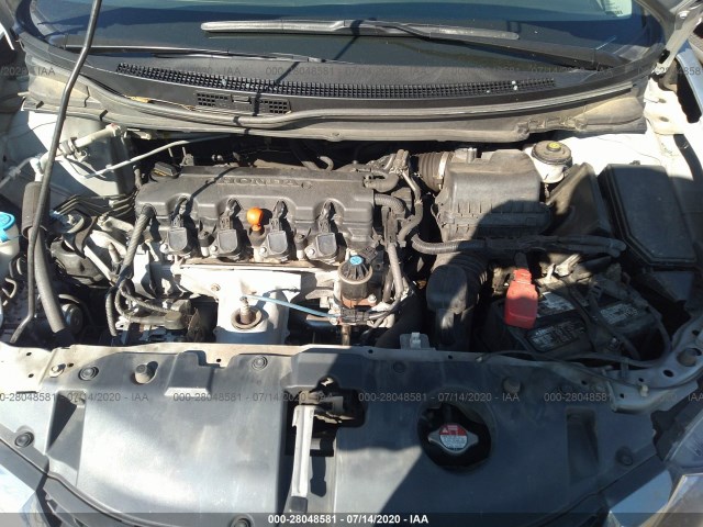 Photo 9 VIN: 2HGFB2F57FH557822 - HONDA CIVIC SEDAN 