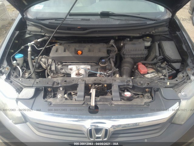 Photo 9 VIN: 2HGFB2F58CH308537 - HONDA CIVIC SDN 