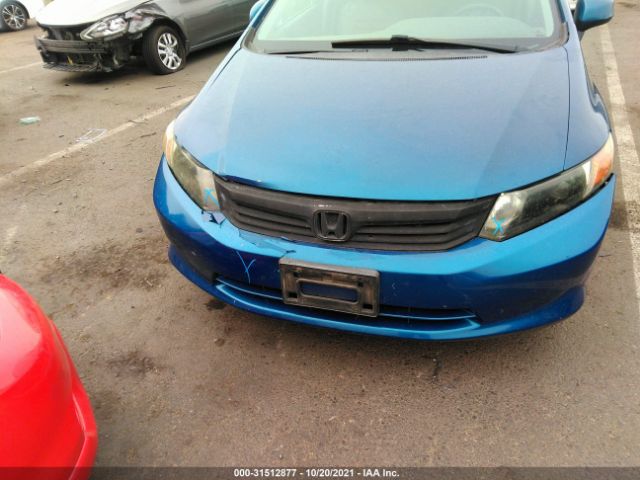 Photo 5 VIN: 2HGFB2F58CH503618 - HONDA CIVIC SDN 