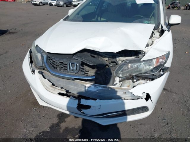 Photo 5 VIN: 2HGFB2F58DH535518 - HONDA CIVIC 