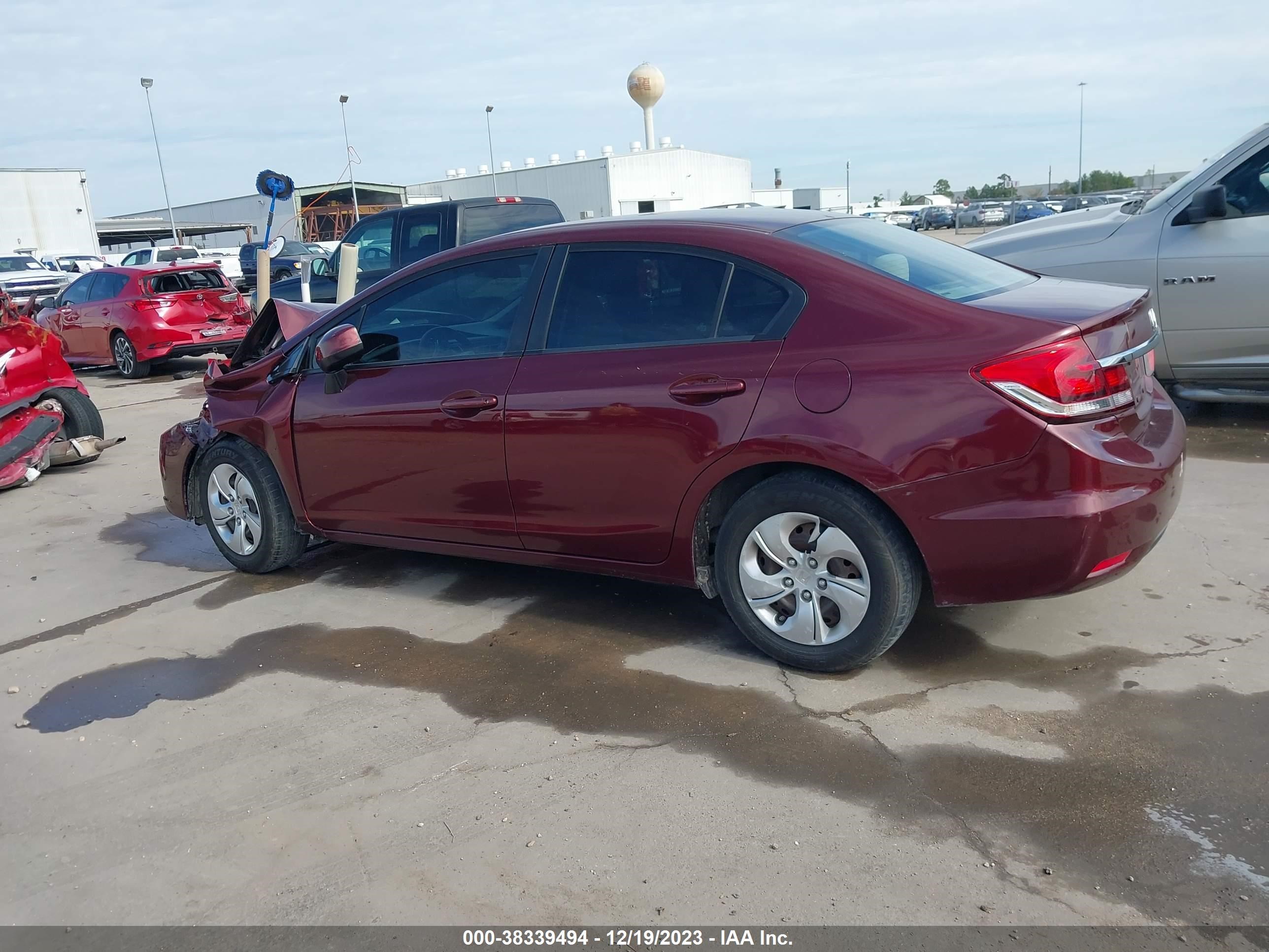 Photo 13 VIN: 2HGFB2F58DH593273 - HONDA CIVIC 