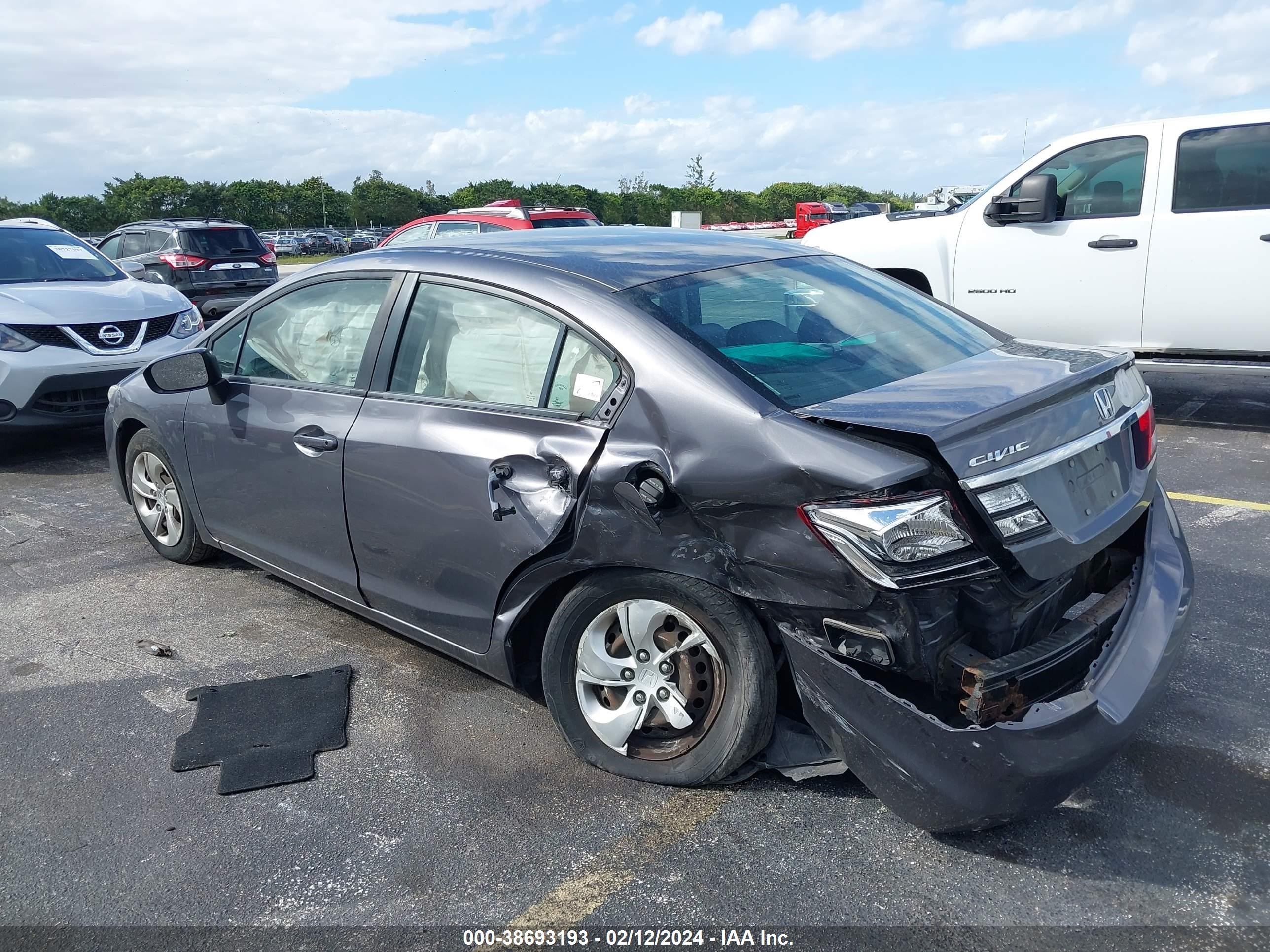 Photo 2 VIN: 2HGFB2F58EH513553 - HONDA CIVIC 