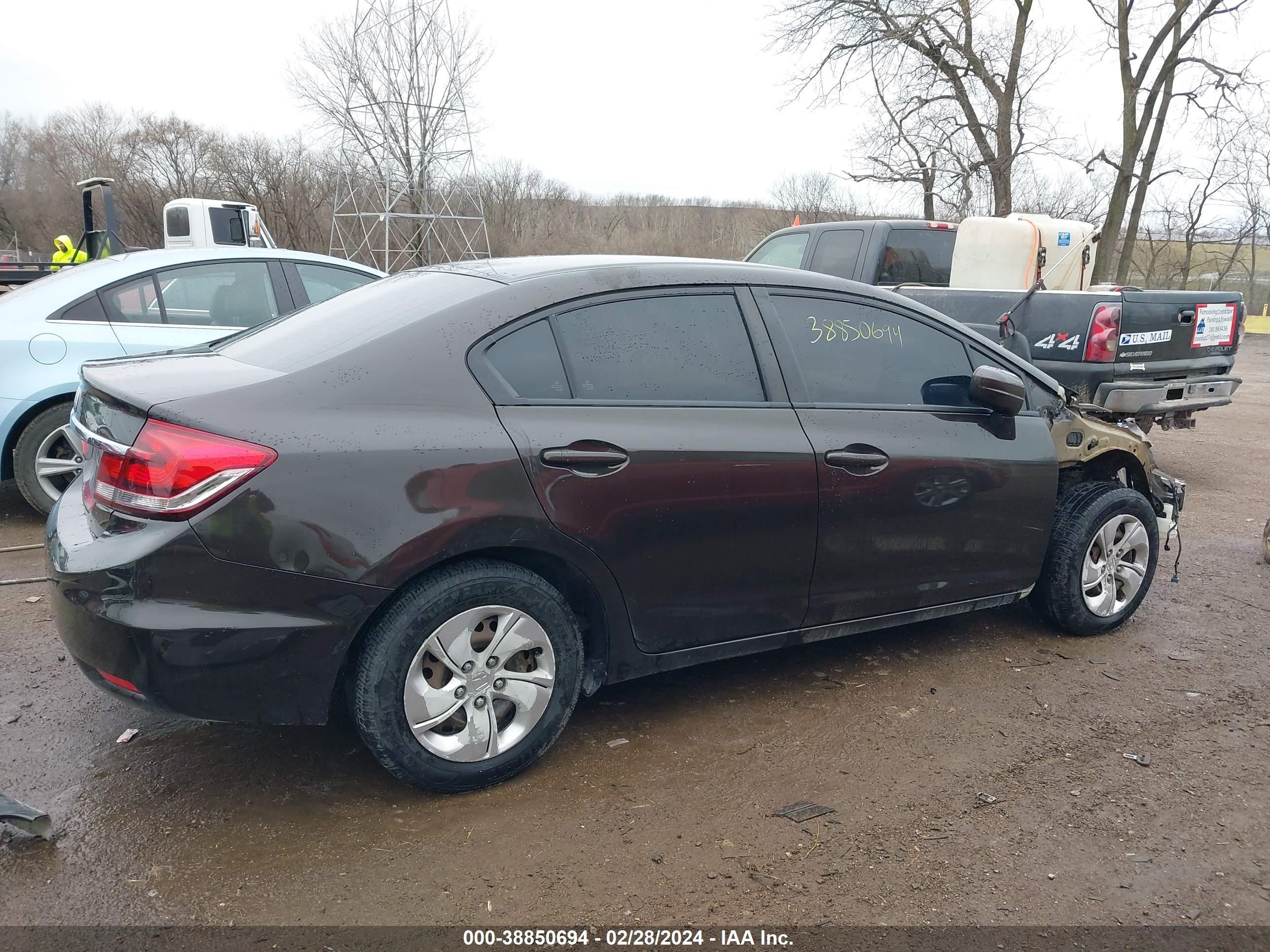 Photo 13 VIN: 2HGFB2F58EH537707 - HONDA CIVIC 