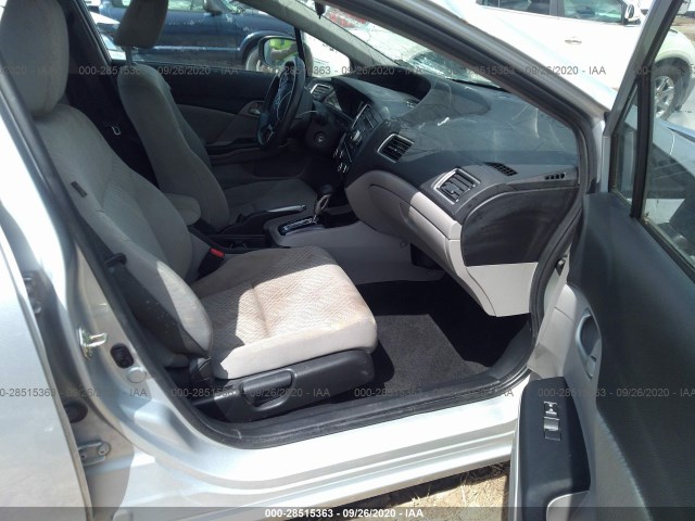 Photo 4 VIN: 2HGFB2F58FH549261 - HONDA CIVIC SEDAN 