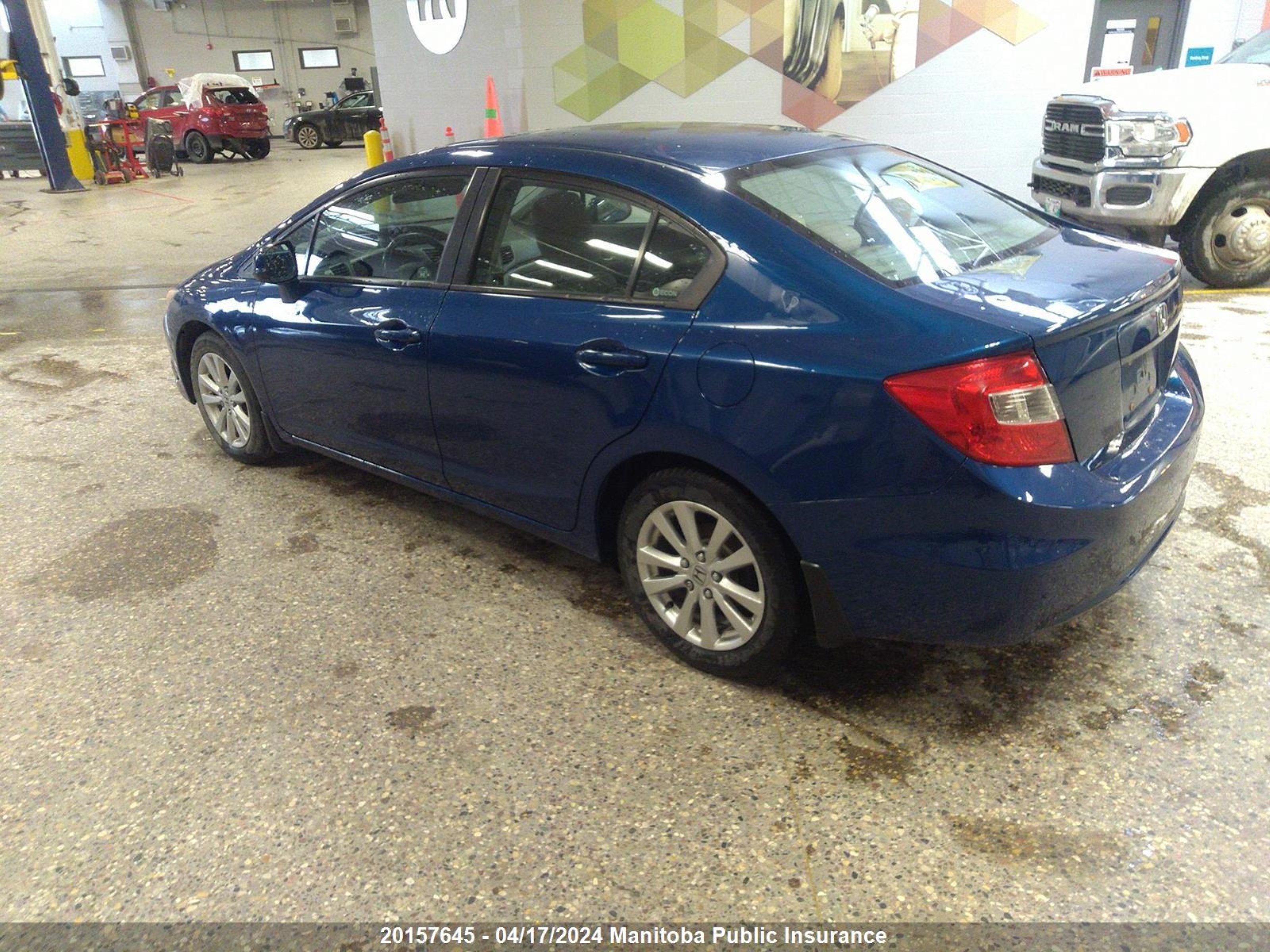 Photo 2 VIN: 2HGFB2F59CH023670 - HONDA CIVIC 