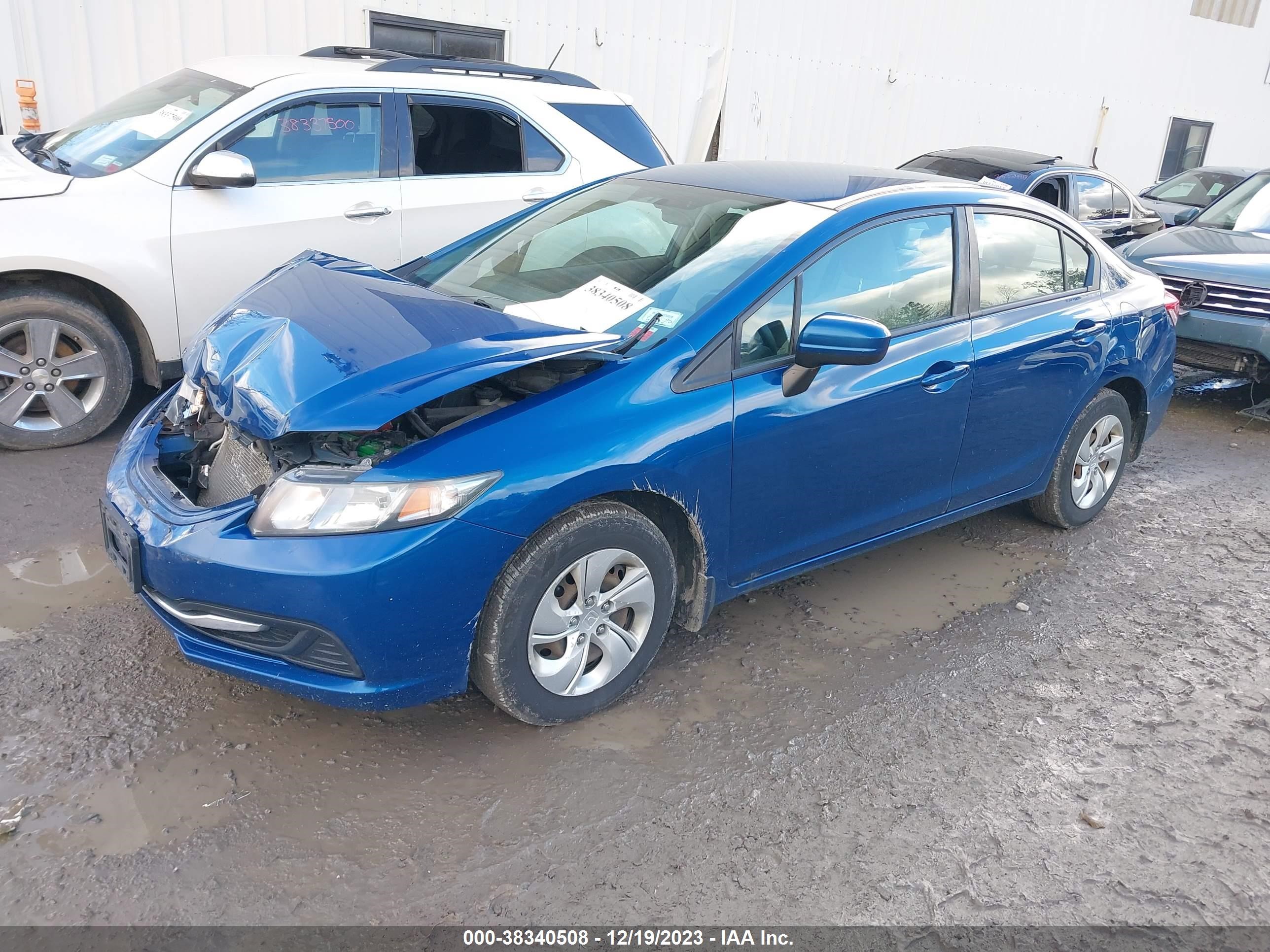 Photo 1 VIN: 2HGFB2F59FH501641 - HONDA CIVIC 