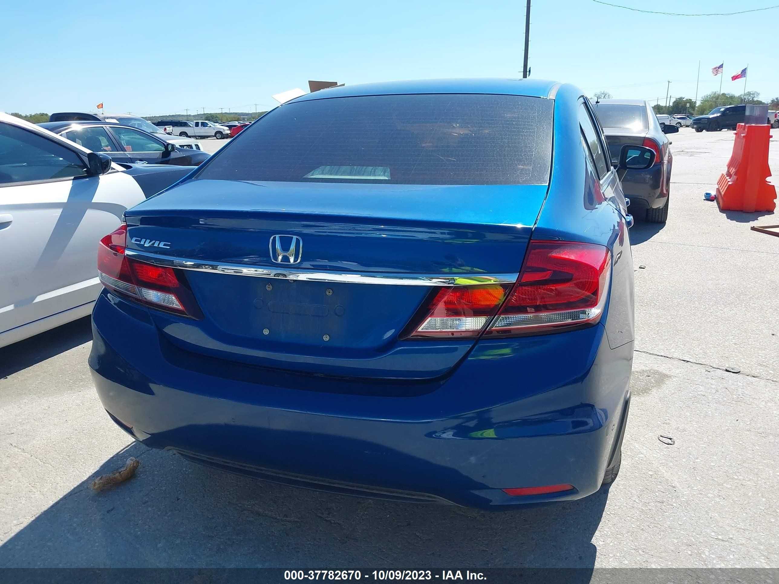 Photo 14 VIN: 2HGFB2F59FH519038 - HONDA CIVIC 