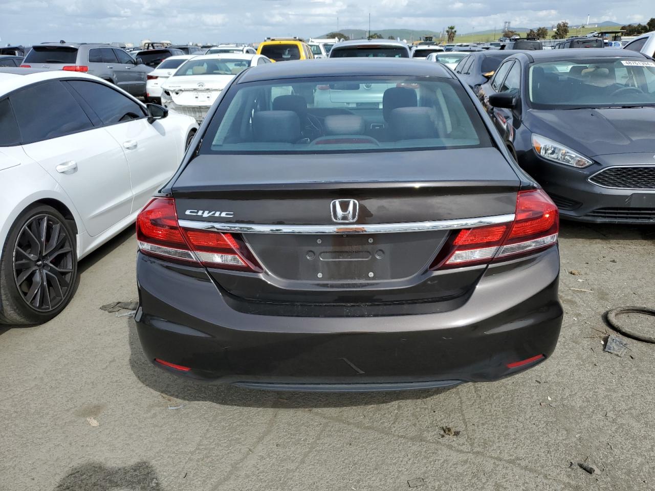 Photo 5 VIN: 2HGFB2F5XDH590150 - HONDA CIVIC 