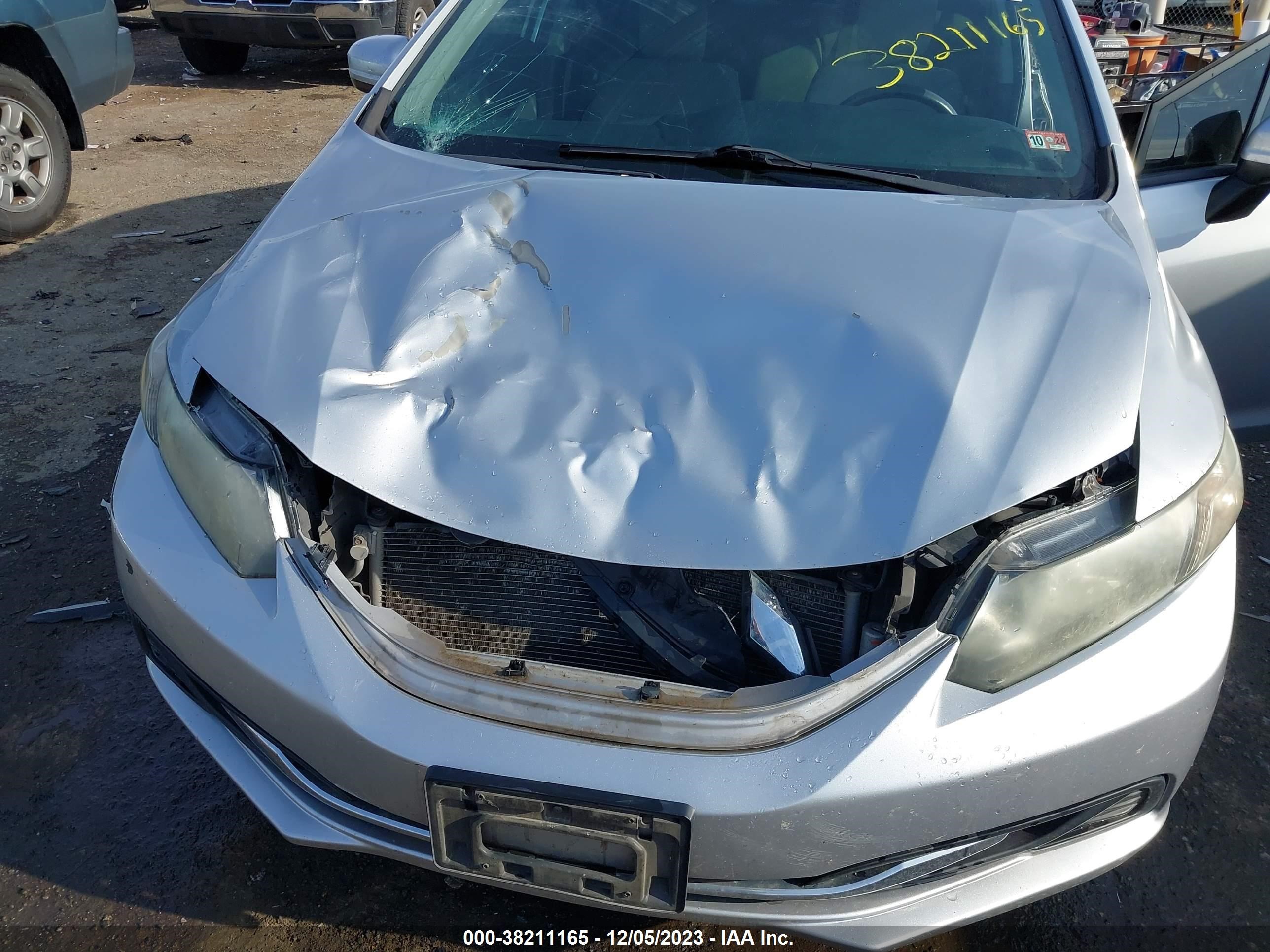 Photo 5 VIN: 2HGFB2F5XEH506796 - HONDA CIVIC 