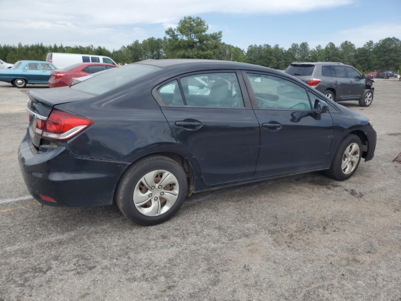 Photo 2 VIN: 2HGFB2F5XFH501860 - HONDA CIVIC 