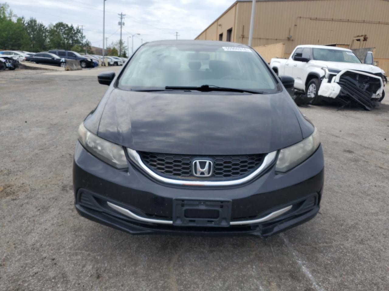 Photo 4 VIN: 2HGFB2F5XFH501860 - HONDA CIVIC 