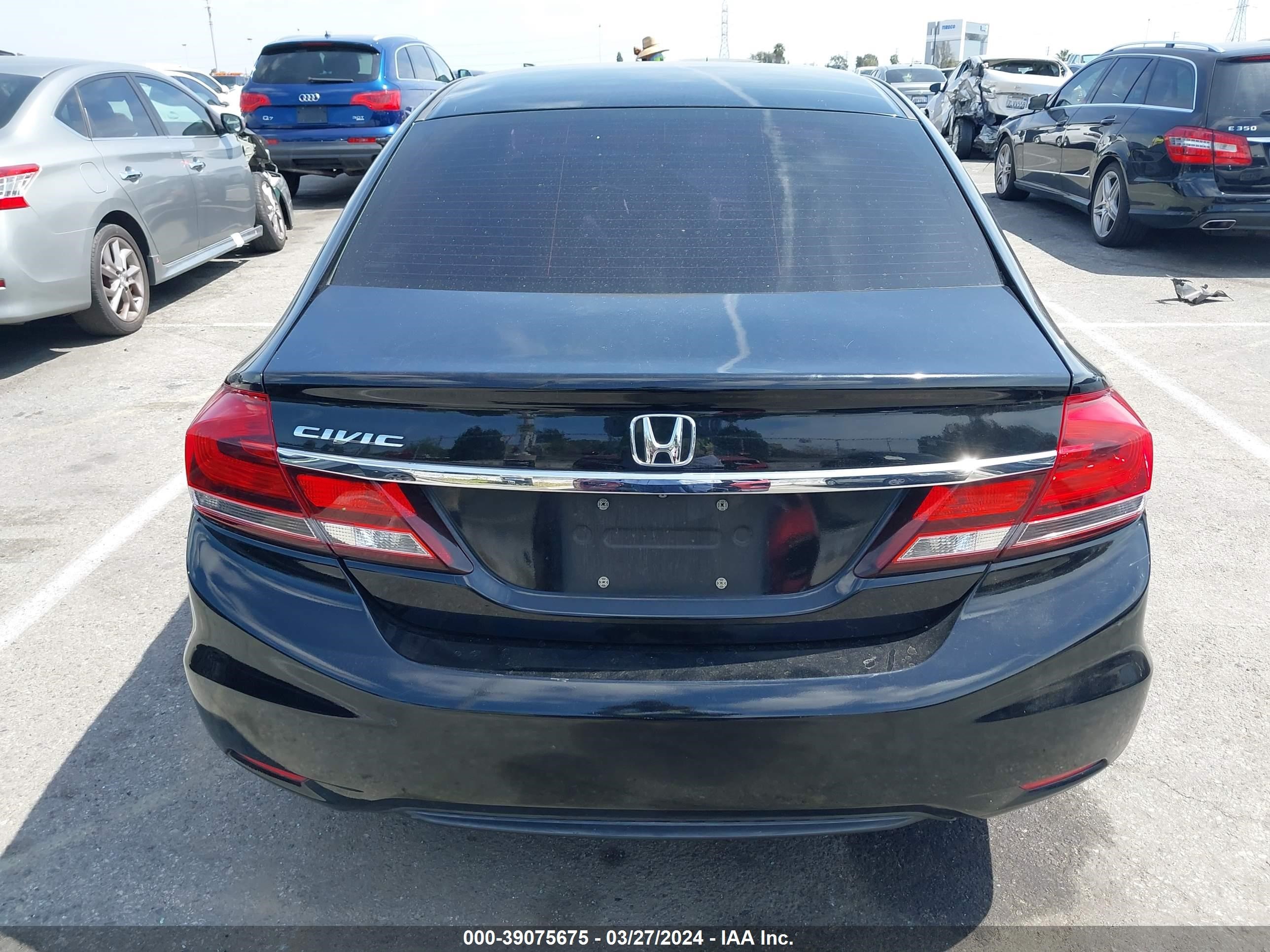 Photo 15 VIN: 2HGFB2F70FH552110 - HONDA CIVIC 