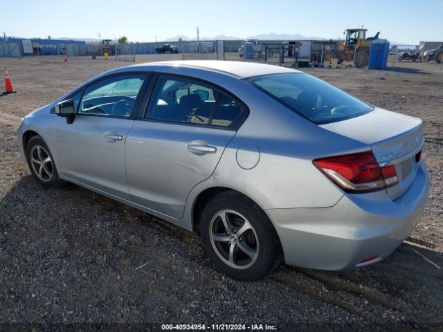 Photo 2 VIN: 2HGFB2F70FH557503 - HONDA CIVIC 