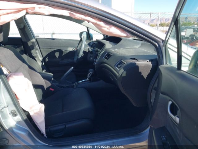 Photo 4 VIN: 2HGFB2F70FH557503 - HONDA CIVIC 