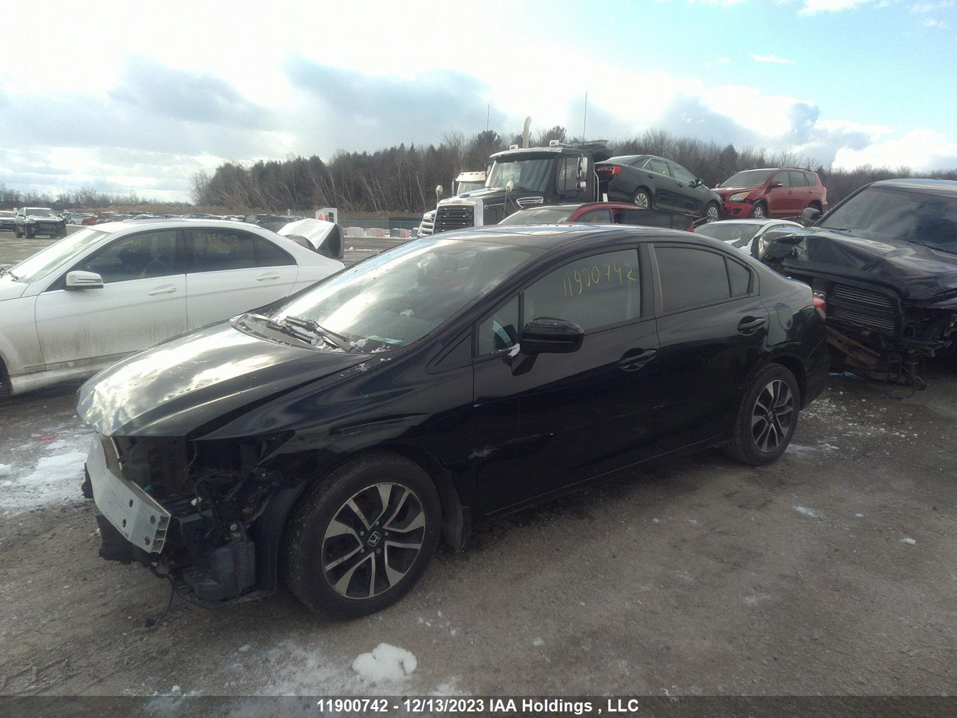 Photo 1 VIN: 2HGFB2F72FH009857 - HONDA CIVIC 